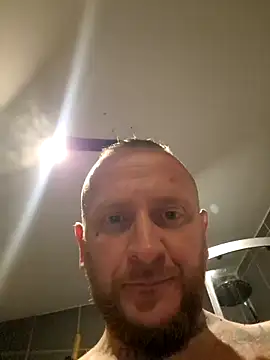 RomWoolf online show from 02.14.25