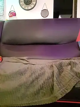 RomWoolf online show from 03.11.25