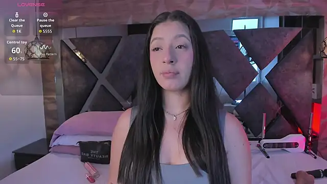 Snapshot of Venus_velez_ chatting on 04.20.26 Venus velez online show from 04.20.26