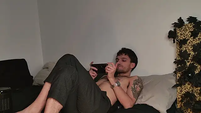 JackDesFeux online show from 12.04.25