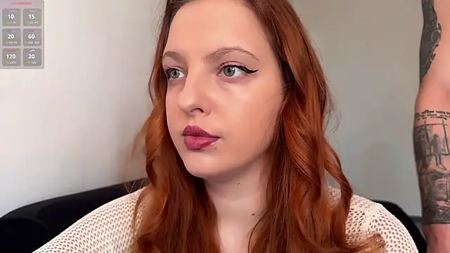 Snapshot of Chaptertoo chatting on 11.30.25 Chaptertoo online show from 11.30.25