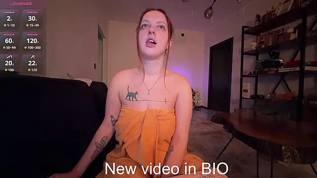 Snapshot of Chaptertoo chatting on 01.31.26 Chaptertoo online show from 01.31.26