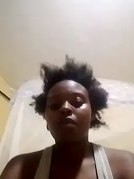 Snapshot of hotpristine chatting on 12.14.24 hotpristine online show from 12.14.24