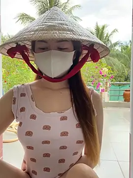 BabyThree  online show from 10.26.25