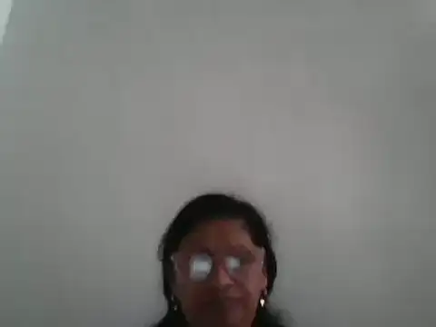 Snapshot of titssmall123 chatting on 12.18.24 titssmall123 online show from 12.18.24