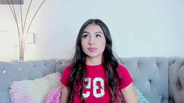 Snapshot of Zayda_1 chatting on 12.26.24 Zayda 1 online show from 12.26.24