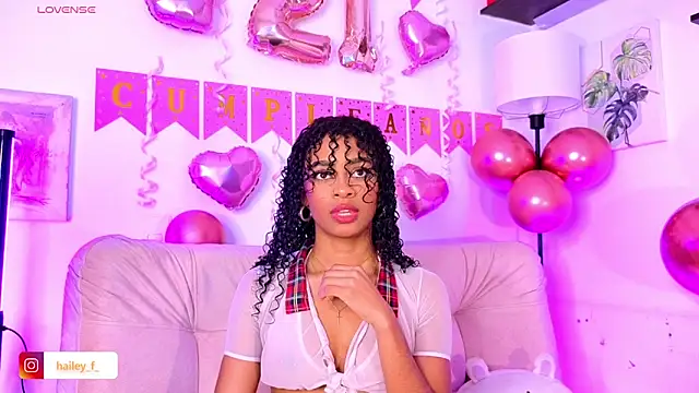 Heily Fox online show from 03.04.25