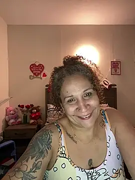 Snapshot of ladycreamypr2 chatting on 02.10.26 ladycreamypr2 online show from 02.10.26