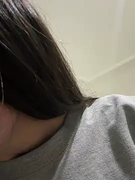 Snapshot of Yulia_sx chatting on 01.11.25 Yulia sx online show from 01.11.25