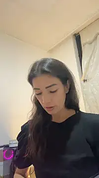 Snapshot of Yulia_sx chatting on 01.28.25 Yulia sx online show from 01.28.25