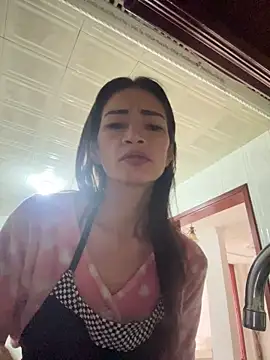 Snapshot of Yulia_sx chatting on 01.30.25 Yulia sx online show from 01.30.25