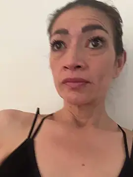 Snapshot of Yulia_sx chatting on 03.11.25 Yulia sx online show from 03.11.25