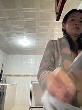 Snapshot of Yulia_sx chatting on 09.11.25 Yulia sx online show from 09.11.25