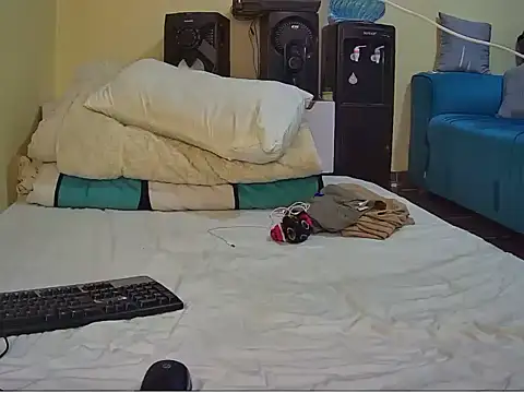 Chavvy 10 online show from 12.21.25