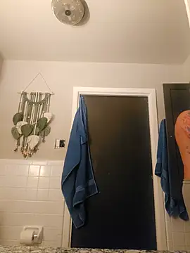 LongandEasy77 online show from 12.04.25