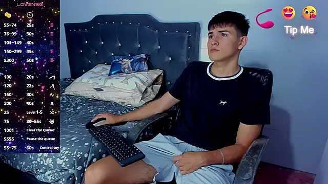 Jacobb Lee online show from 09.18.25