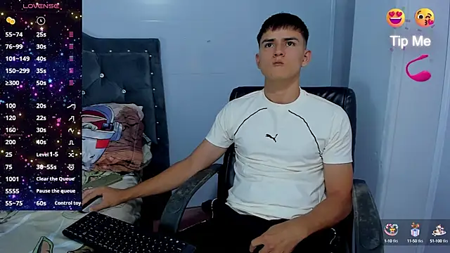 Jacobb Lee online show from 10.24.25