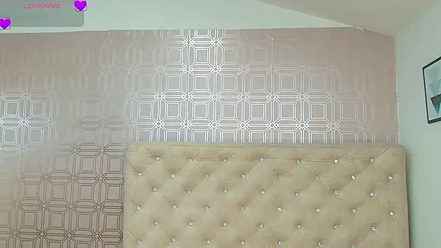 Sara Desire online show from 01.19.25