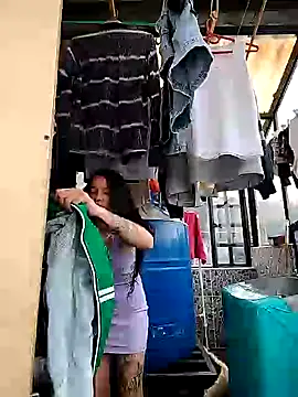 rebekka simpson online show from 02.05.25