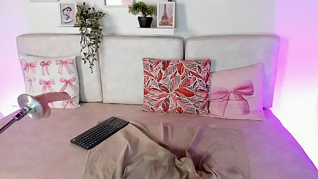 Malka Burning online show from 03.15.25