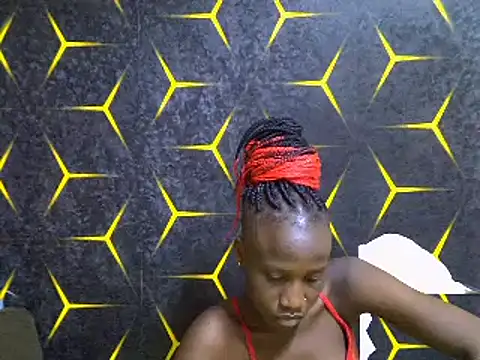 Snapshot of Spicey_diana chatting on 02.19.25 Spicey diana online show from 02.19.25