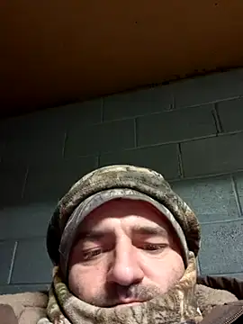 Snapshot of scottyir1585 chatting on 01.19.26 scottyir1585 online show from 01.19.26