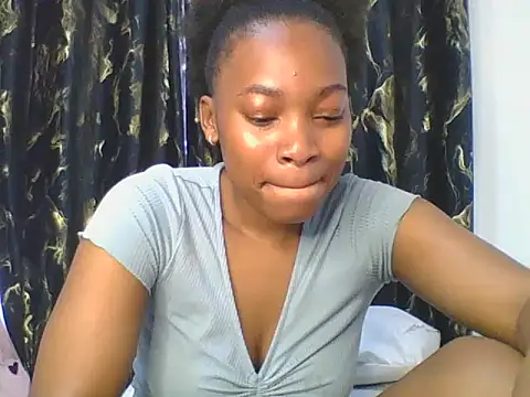 Snapshot of _Becky002 chatting on 03.16.26 Becky002 online show from 03.16.26