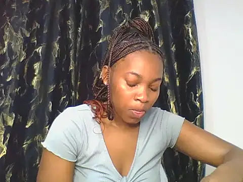 Snapshot of _Becky002 chatting on 04.11.26 Becky002 online show from 04.11.26