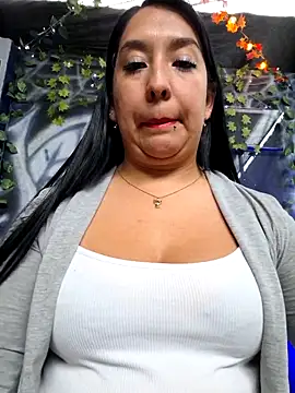 Bella keny online show from 11.14.25