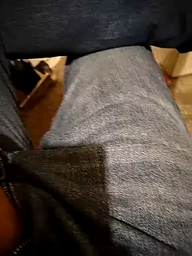 A man in public online show from 10.01.25