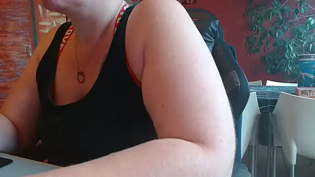 cruellaculdenfer67 online show from 11.03.25