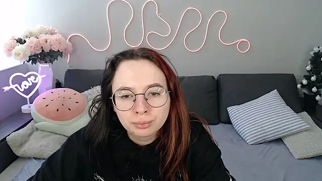 Mini Diva online show from 01.17.26