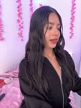 AliceJovovich online show from 12.03.24