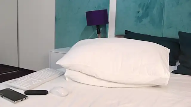 BriannaHart online show from 01.30.25