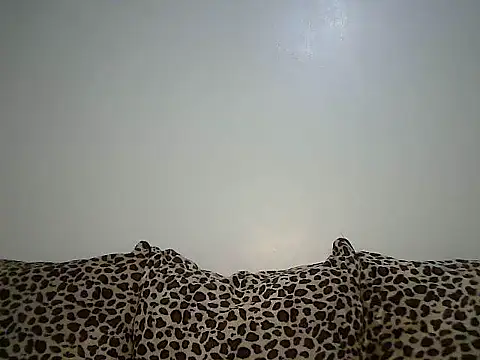 Snapshot of Toxique_ chatting on 12.19.25 Toxique online show from 12.19.25