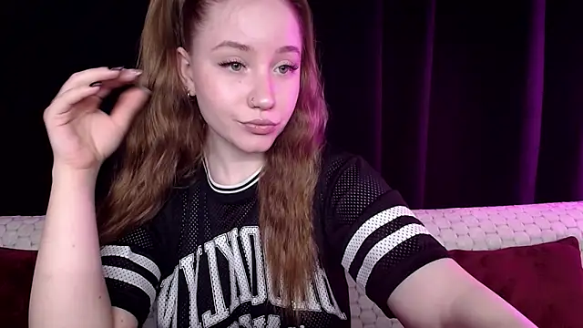 Snapshot of SindiWatsoon chatting on 01.26.25 SindiWatsoon online show from 01.26.25