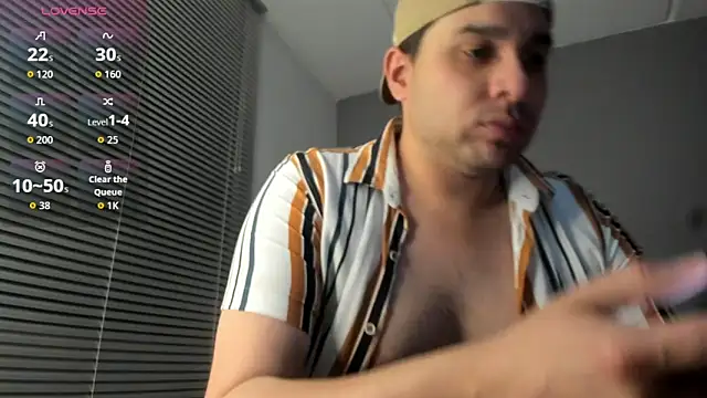 Snapshot of Latin_boy_surprisee chatting on 05.01.26 Latin boy surprisee online show from 05.01.26
