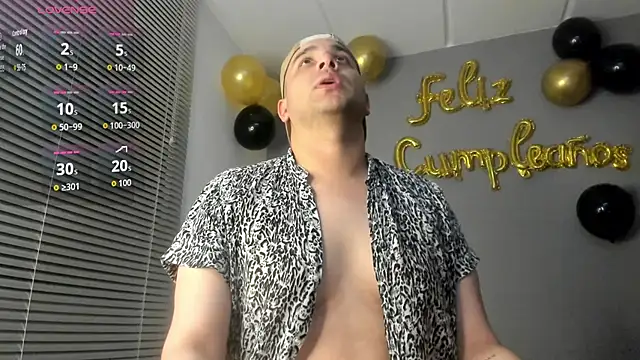 Snapshot of Latin_boy_surprisee chatting on 06.03.26 Latin boy surprisee online show from 06.03.26