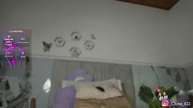 Snapshot of christal_cutee chatting on 04.02.26 christal cutee online show from 04.02.26