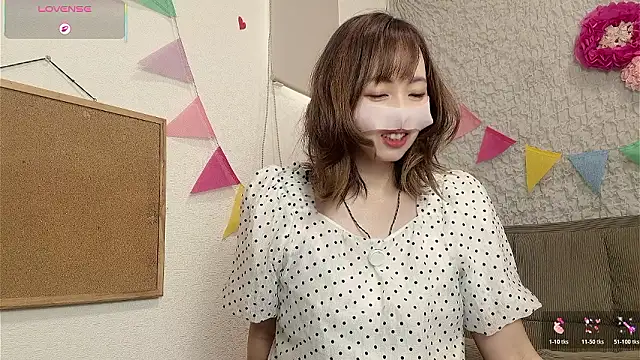 Snapshot of A33-asami chatting on 05.29.26 A33-asami online show from 05.29.26