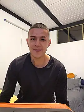 joanguzman02 online show from 02.11.26