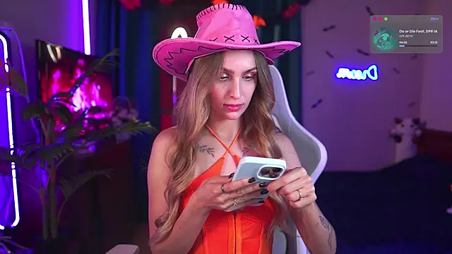 Kamila icee online show from 10.31.25