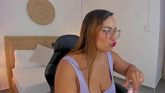zoe danae  online show from 07.15.26