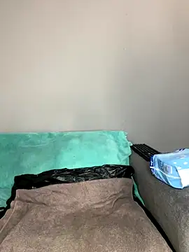 MimiCurves online show from 09.11.25