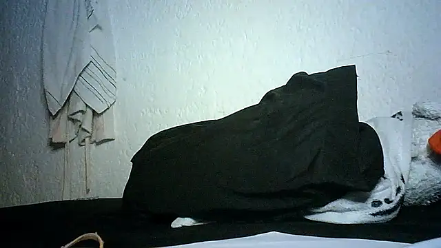 Bellabeltrann online show from 11.28.25