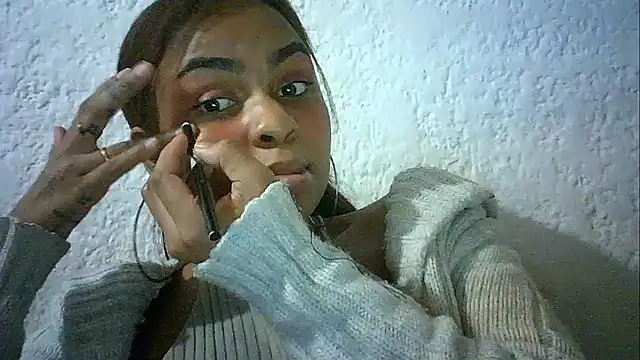 Bellabeltrann online show from 12.22.25