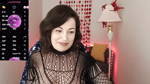 Emily Midlton online show from 03.04.25