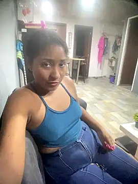 Berry Bans online show from 11.15.25