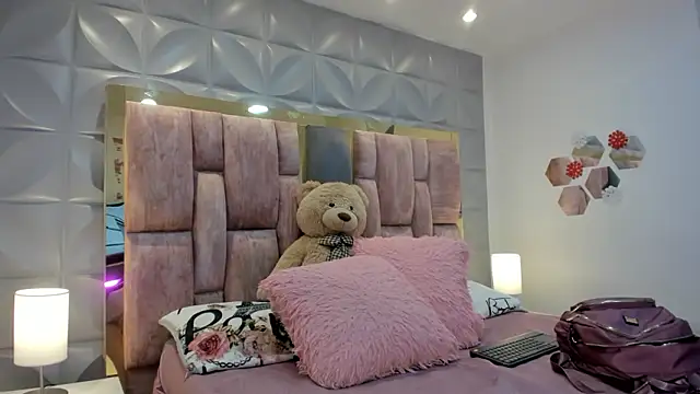 Charlotte Ice1 online show from 03.20.26