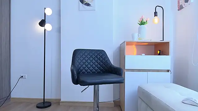 Miarouss3 online show from 01.15.26